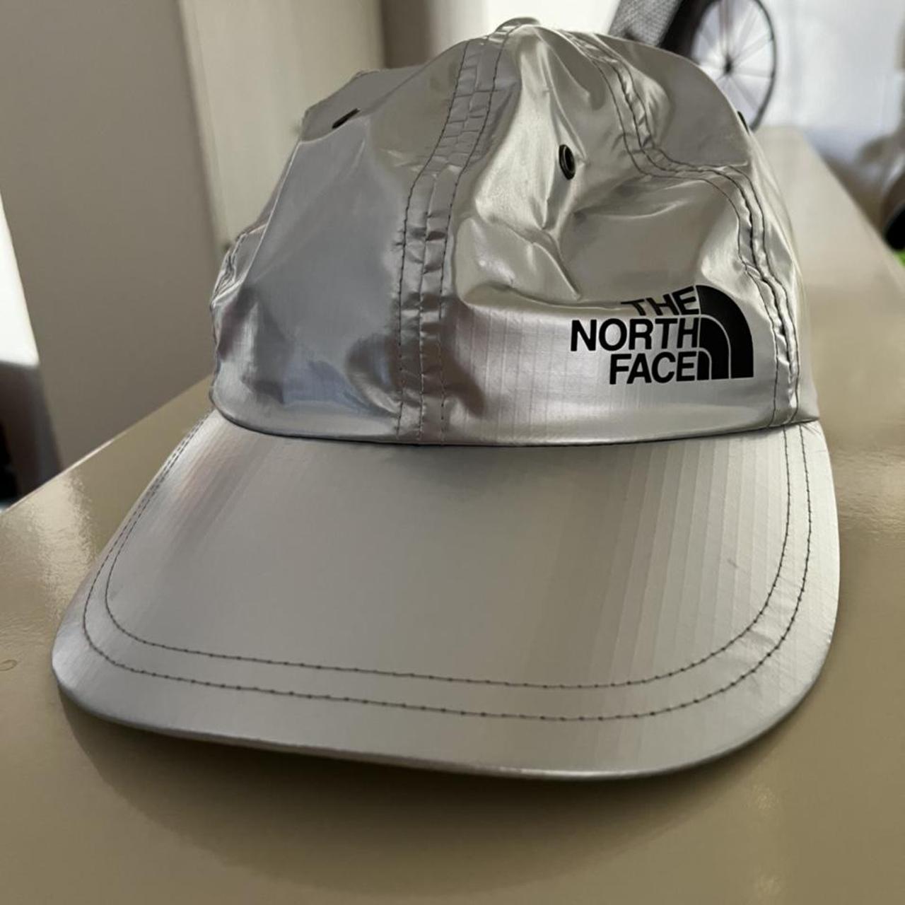 Supreme hot sale tnf cap