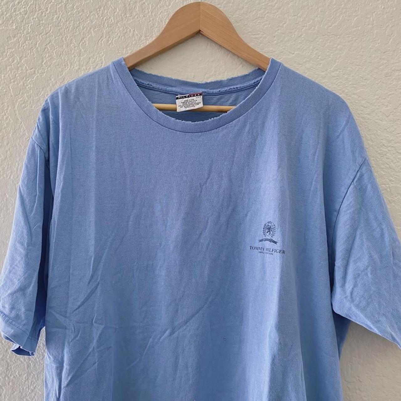 Tommy Hilfiger Men's Blue T-shirt | Depop