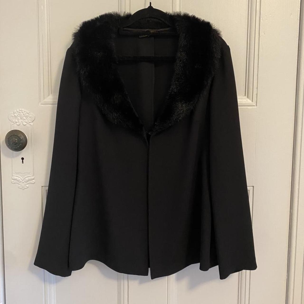 Fur lined collared jacket! Very lightweight, perfect... Depop