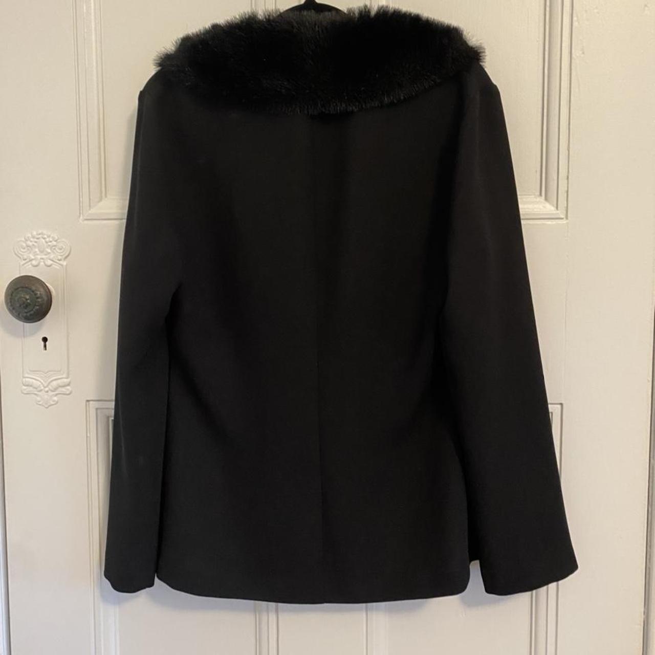 Fur lined collared jacket! Very lightweight, perfect... Depop