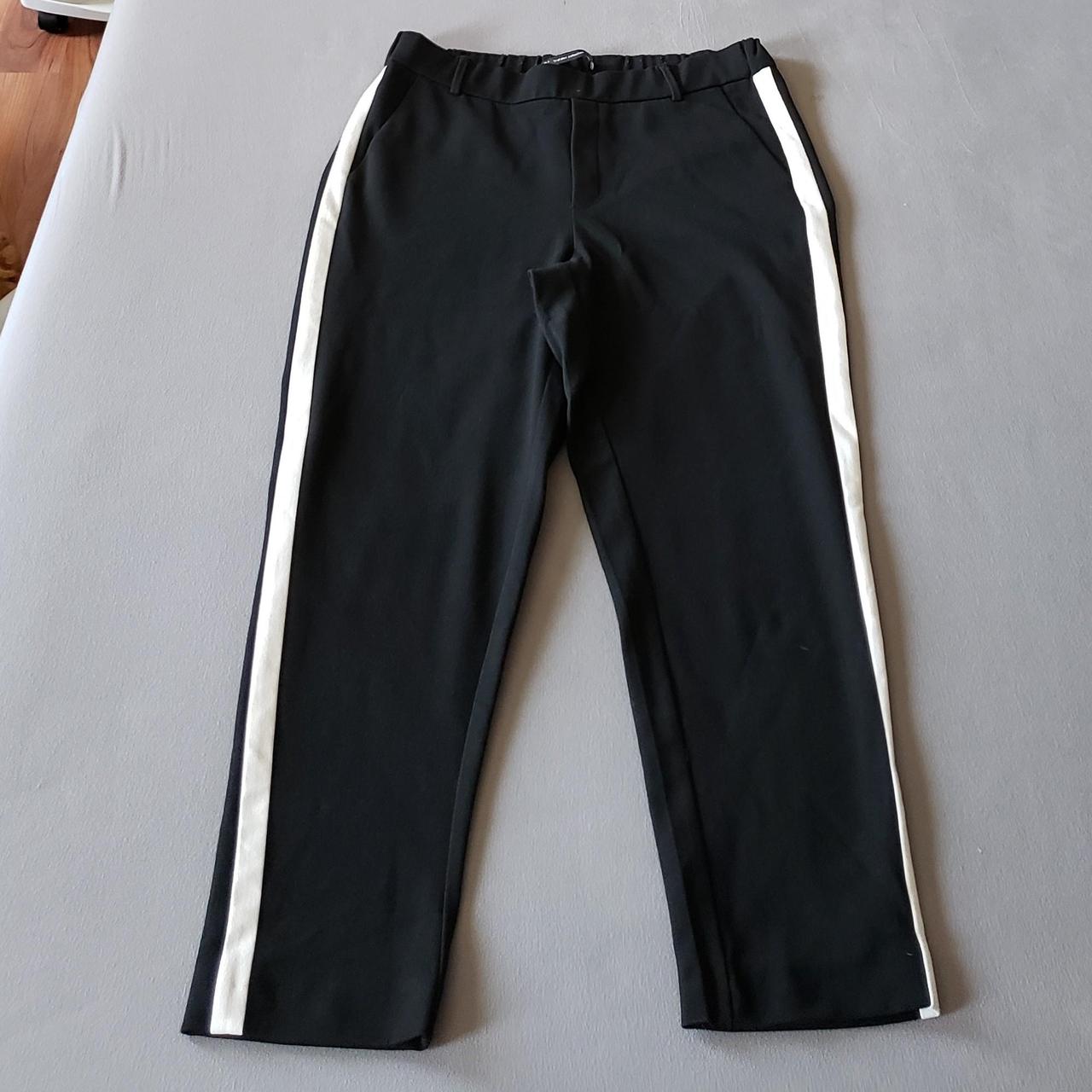 Black Zara pants | size 5 | stretchy and comfortable - Depop