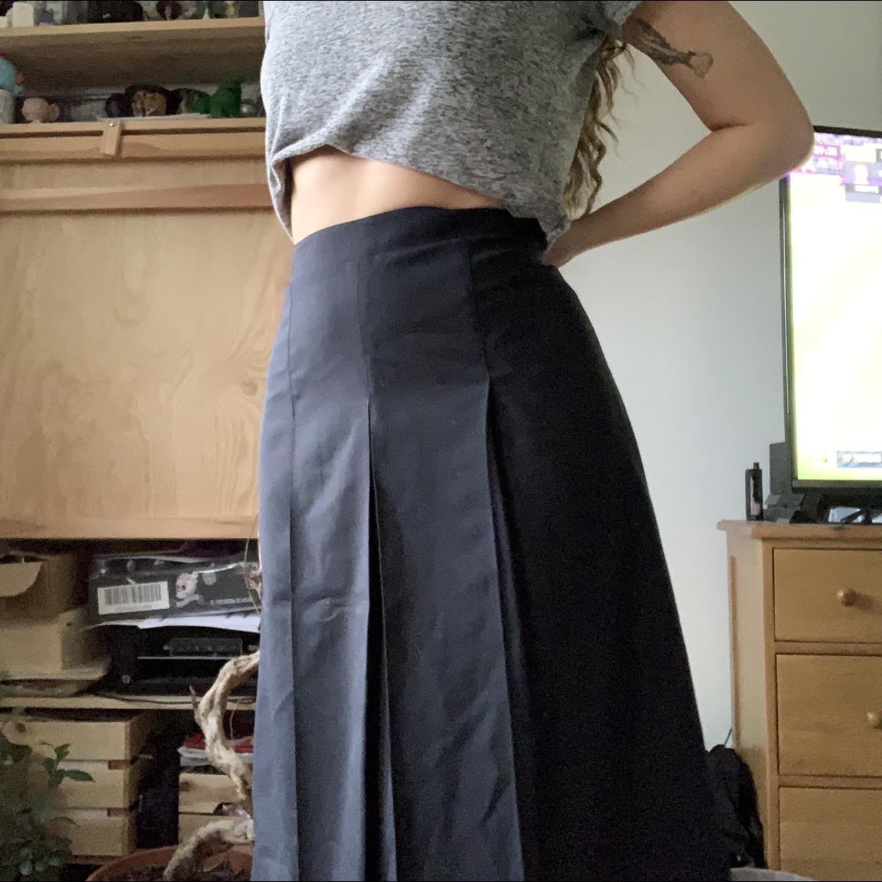 GENUINE Mulberry pleated maxi skirt in navy. Never... - Depop