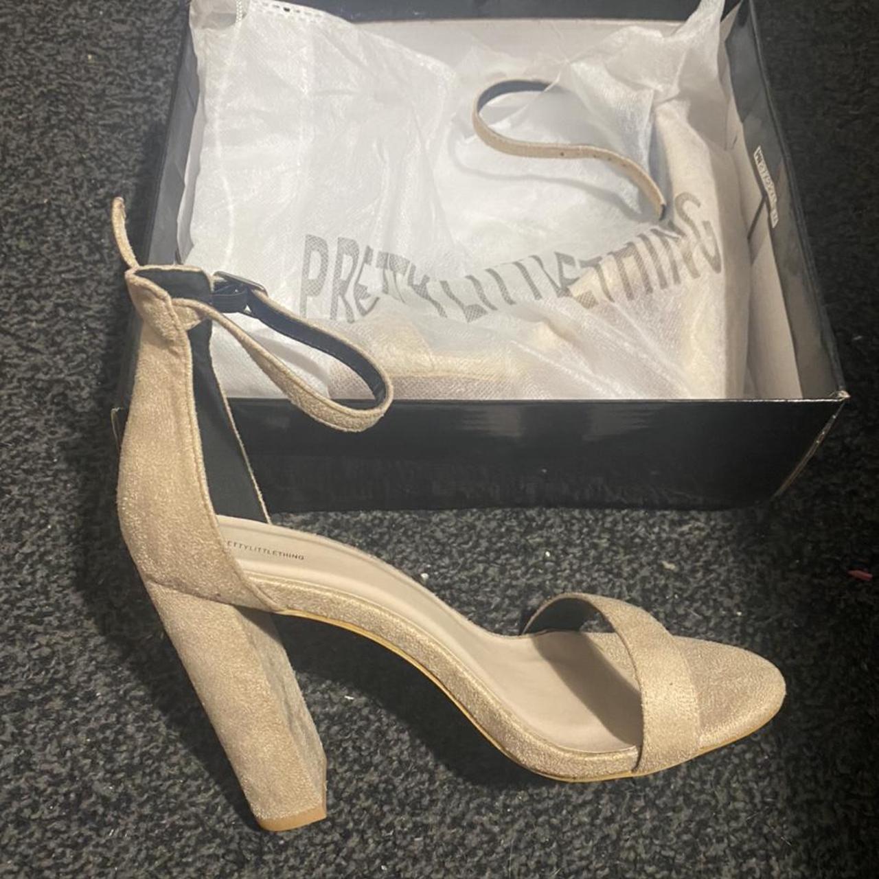 wide fit heels size 5