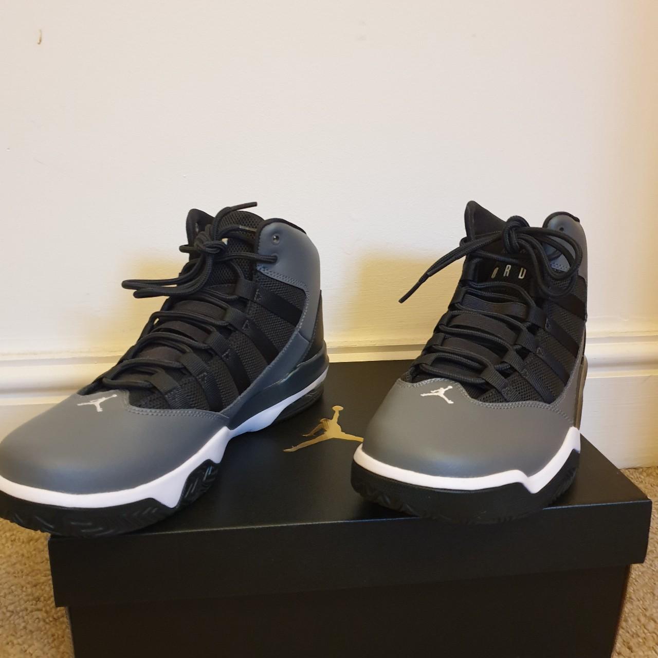 Jordan Max Aura Black and Grey UK Size 8 US Depop