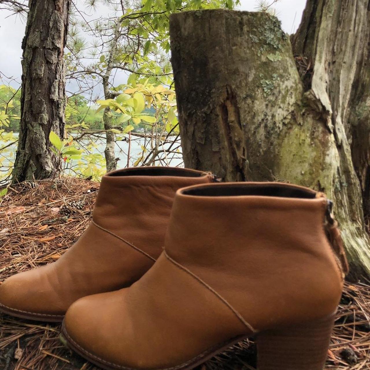 toms leather booties