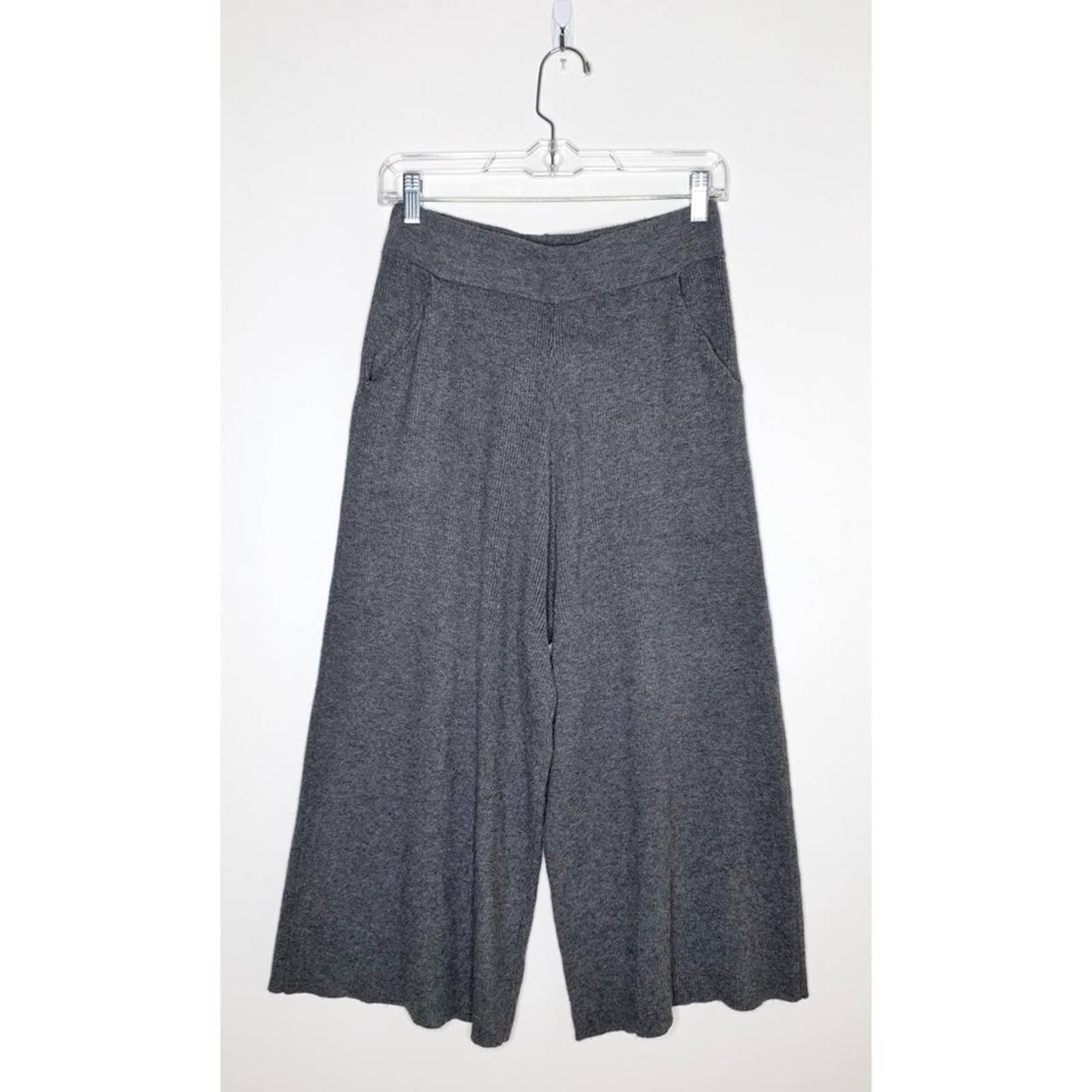 Zara Knit Wide Leg Culottes Pants in Gray. Size... - Depop