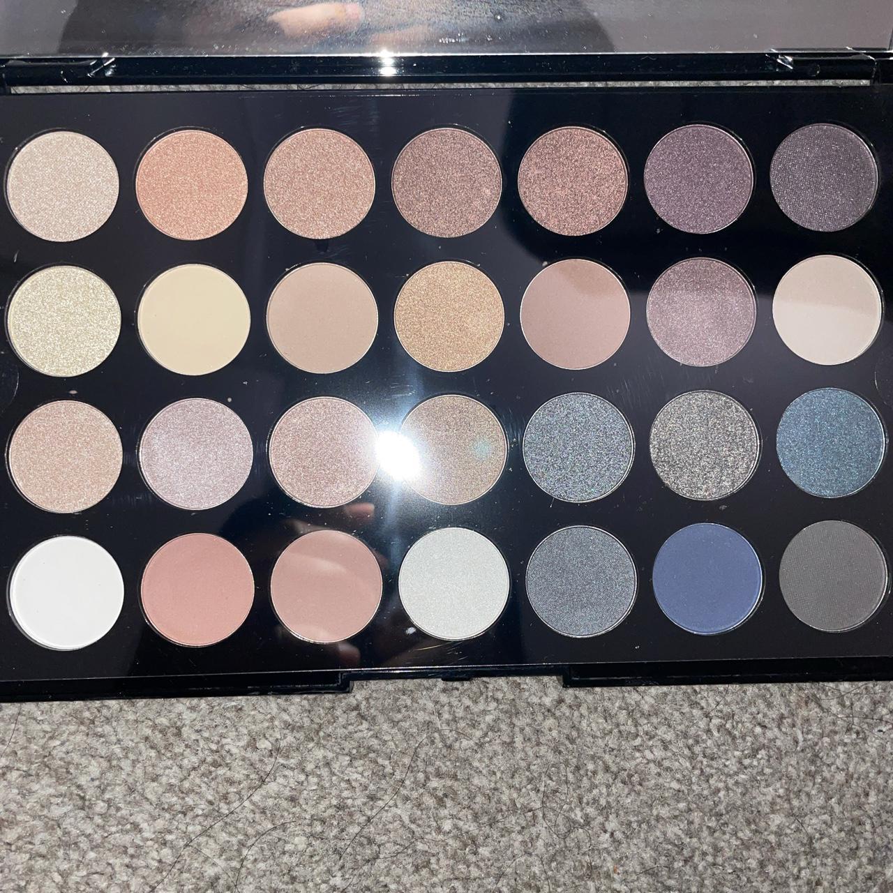 GLOSS EYESHADOW PALETTE new eyeshadow gloss Depop