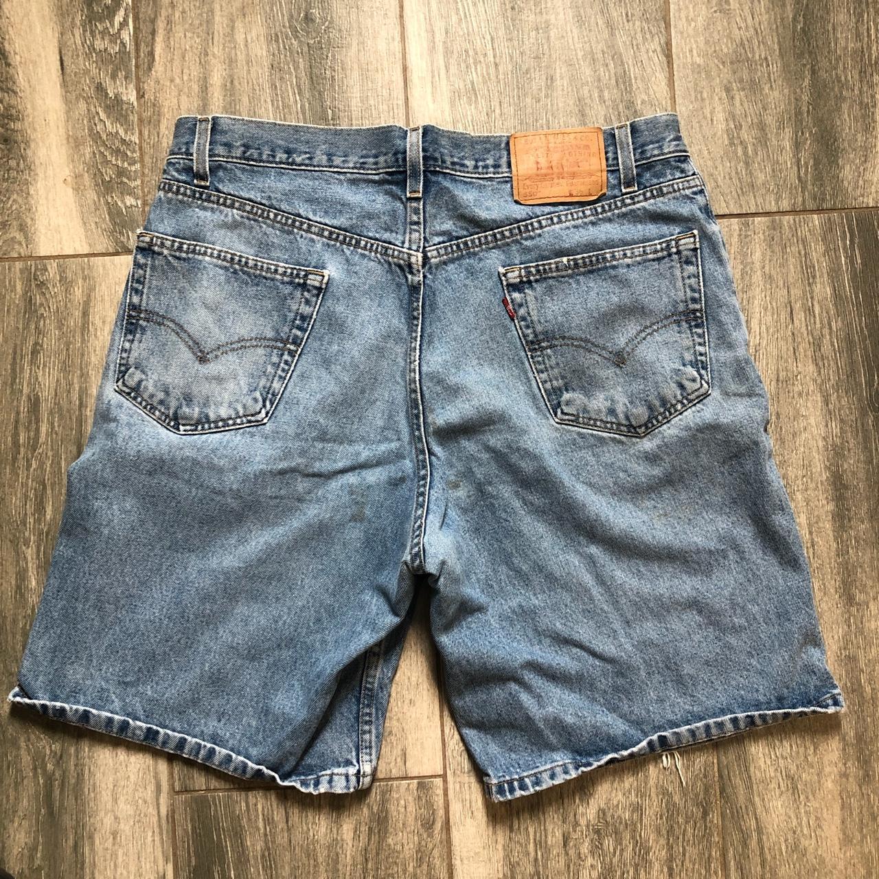 Vtg Levi’s 550 Relaxed Fit Distressed Shorts... - Depop
