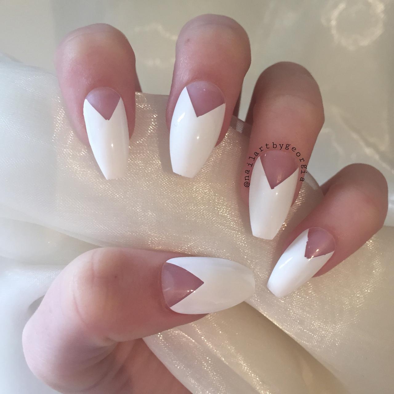 MTO - Enchanted | White Milky White Swirl Bling Nail Design – AVANITY  COLLECTION