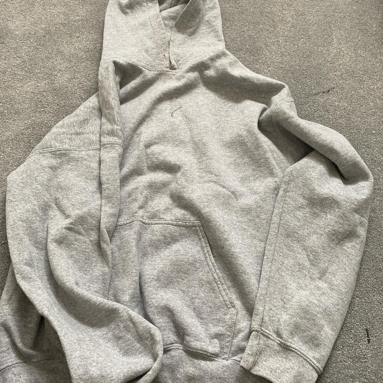 Old grey oversized hoodie - Depop