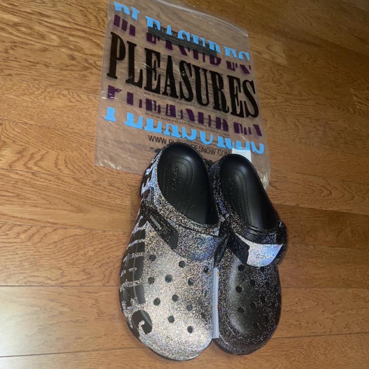 Pleasures Men's Slides
