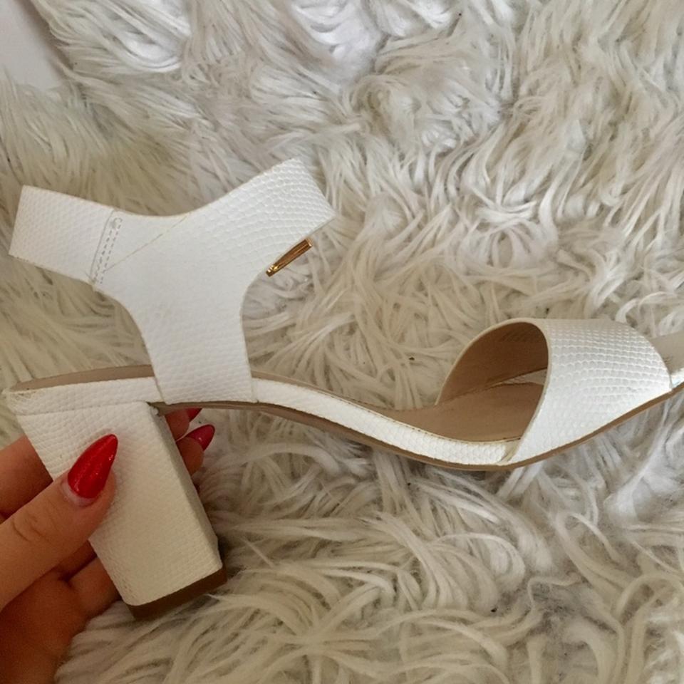 Carvela cheap sadie white