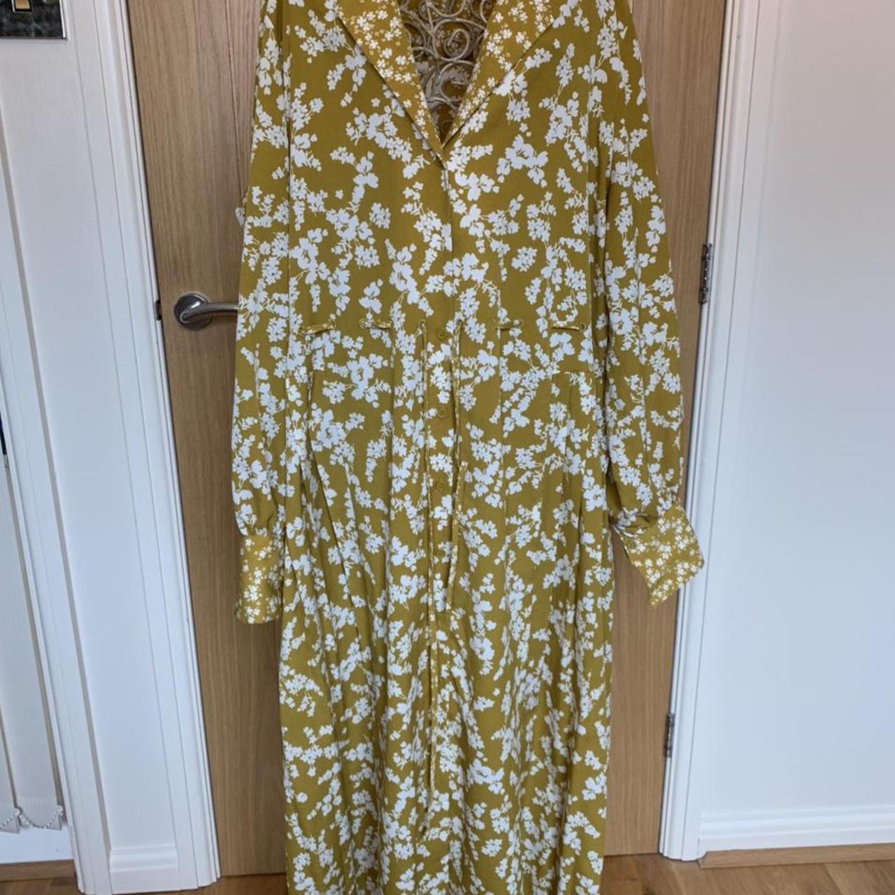 French connection hotsell yellow floral dress