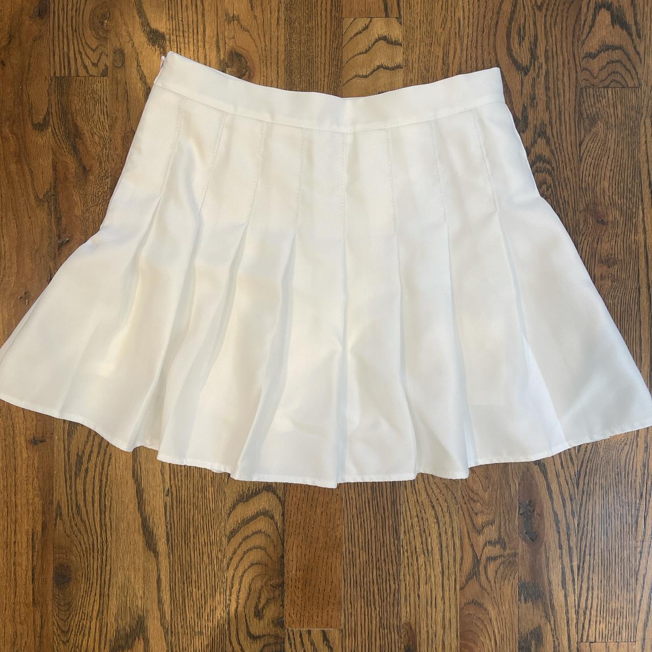 Snag Women's White Skirt | Depop