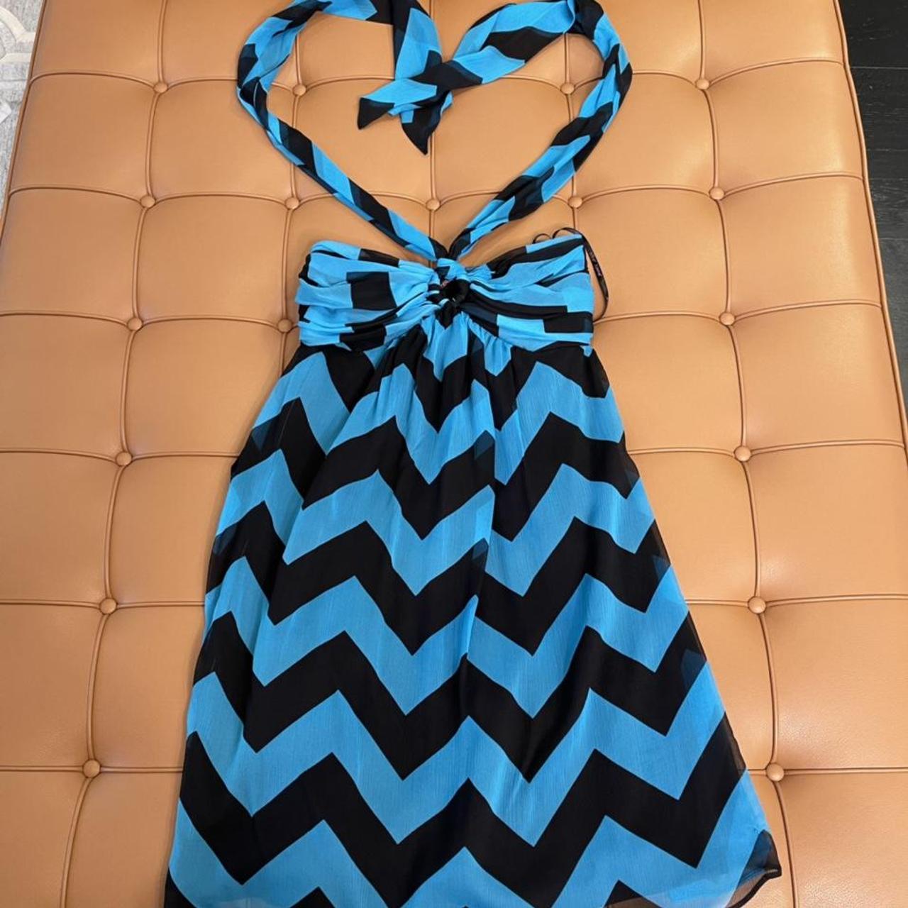 Betsey Johnson chevron halter mini dress! Size 0....