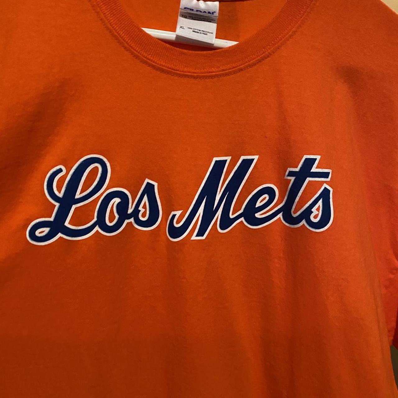 Vintage Y2K Orange Los Mets tee. Beautiful color, no
