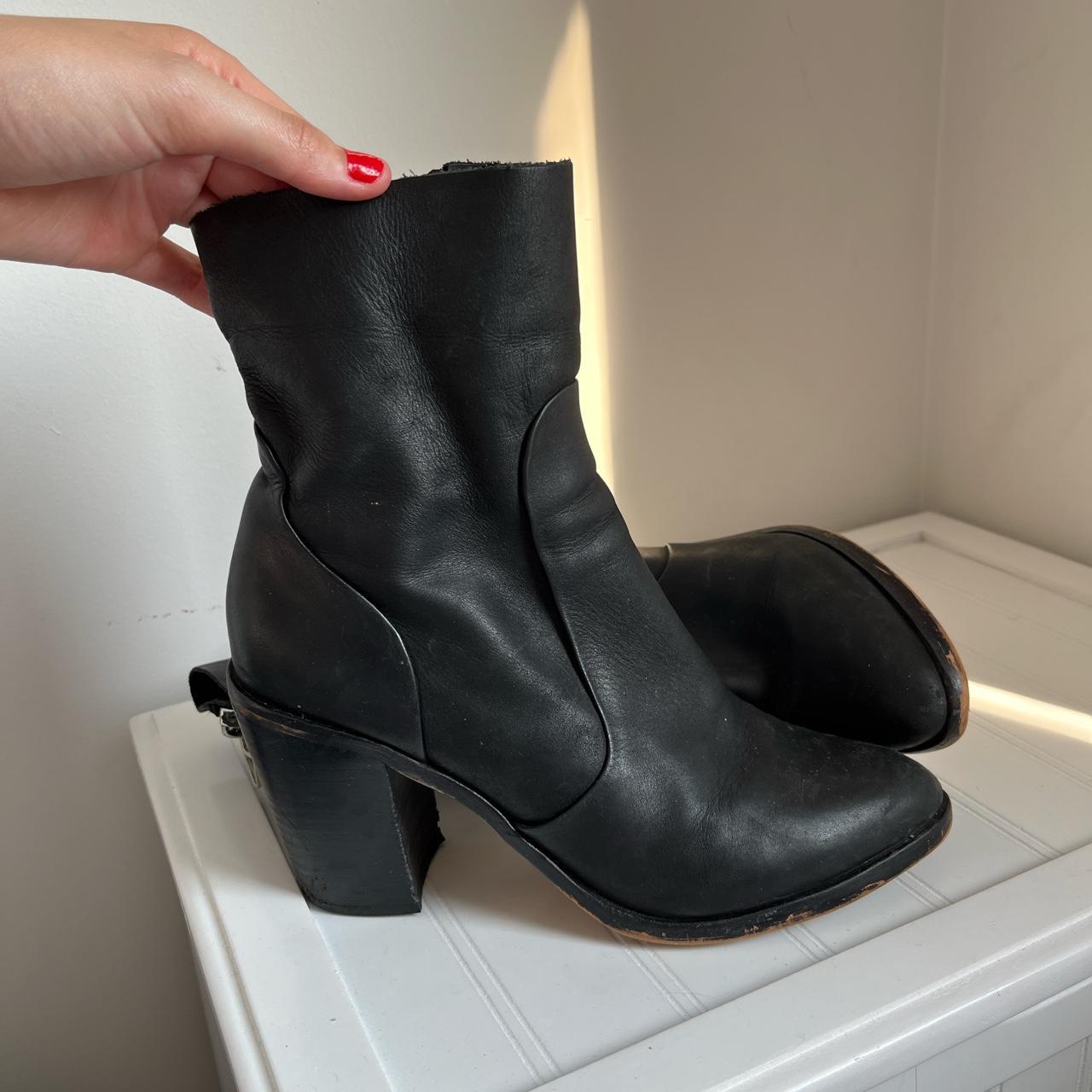 Dolce vita best sale black boots