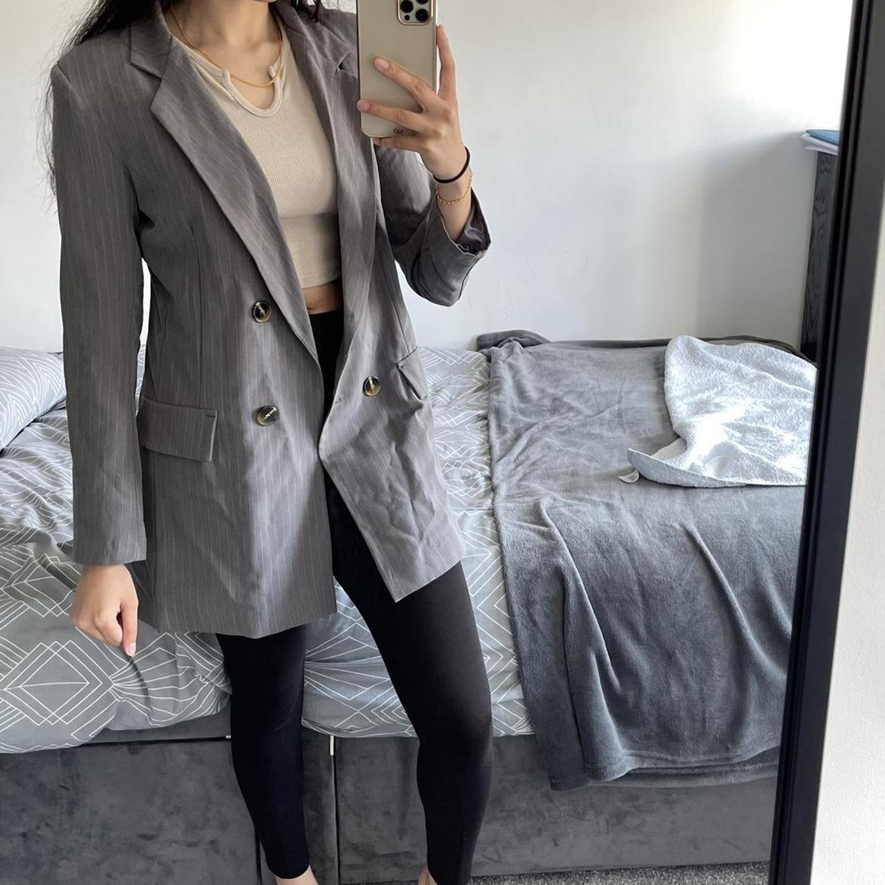 Boohoo Women's Grey Suit Depop