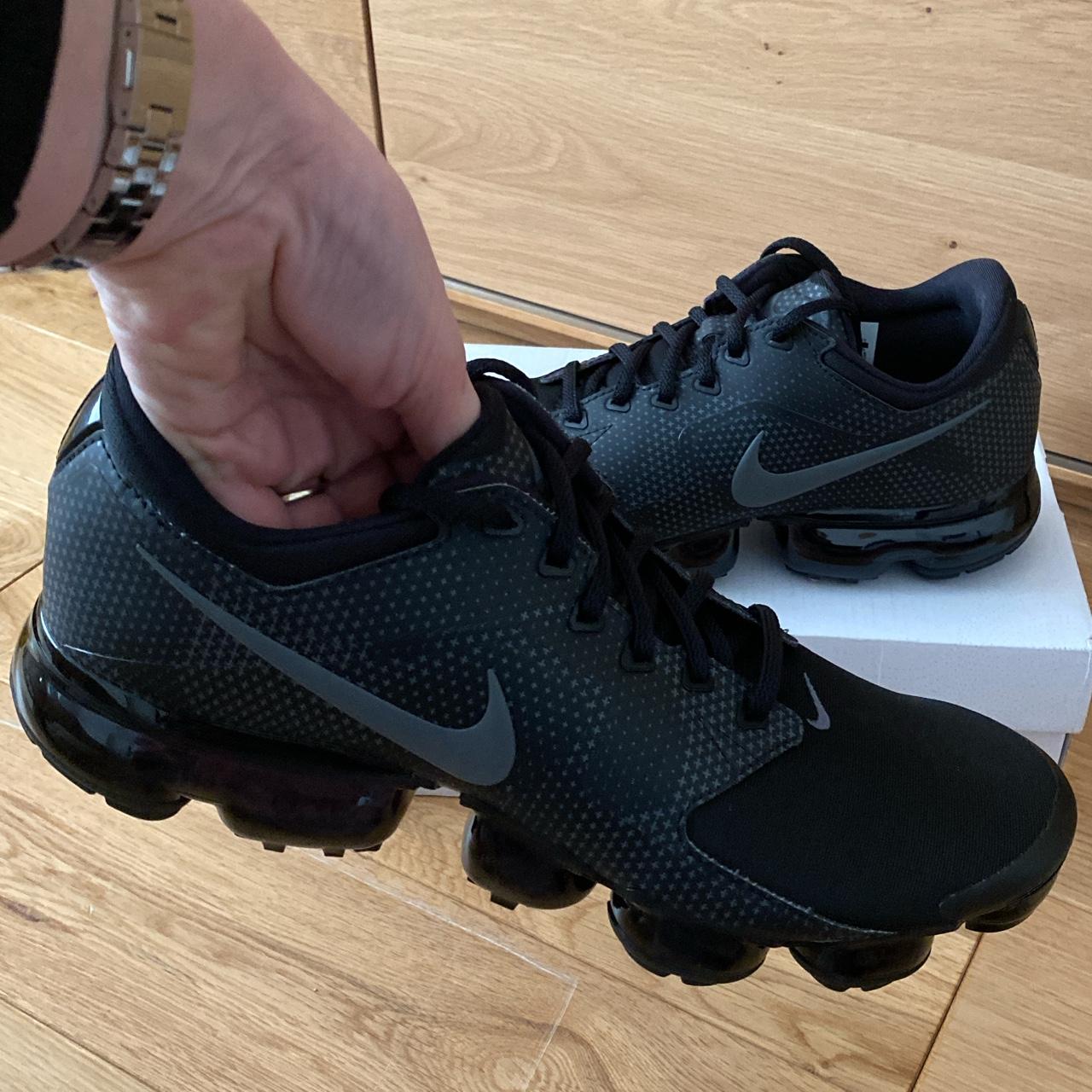 Mens nike hot sale vapormax trainers