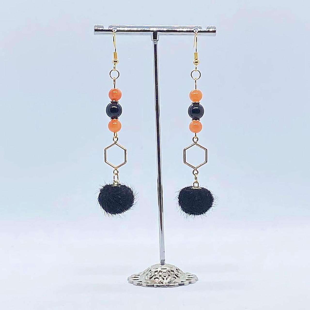 Product Image 2 - Obsidian & Orange Jade Pom