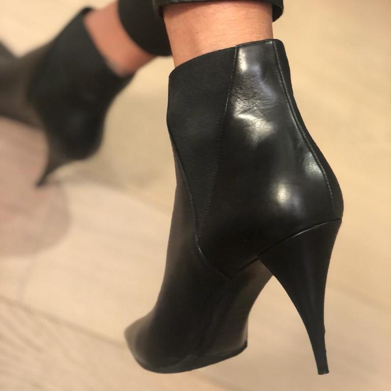 ＊SAINT LAURENT＊KIKI ANKLE BOOTS 関税/送料込 Saint Laurent Knee-High Boots, Size 40 IT