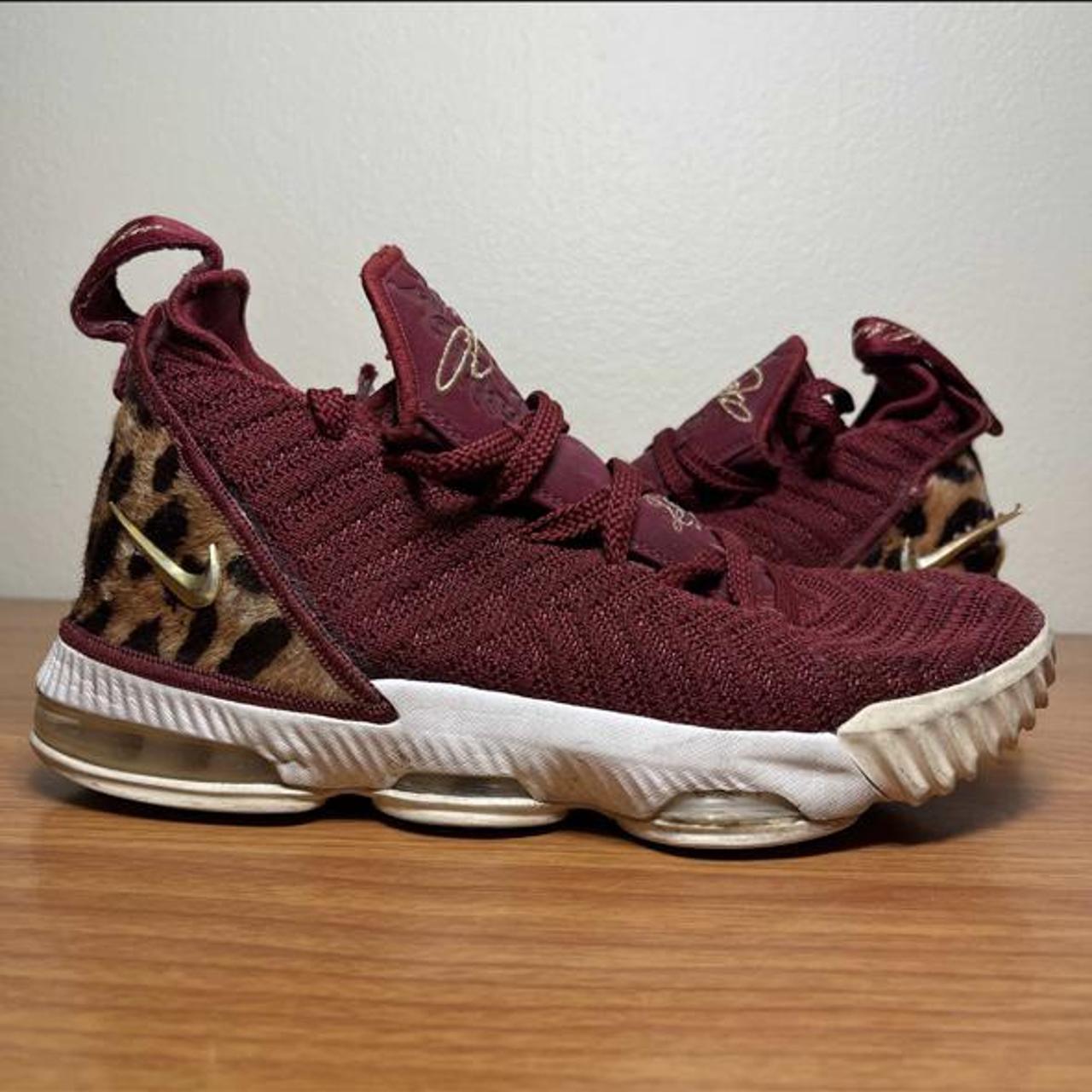 nike lebron xvi king