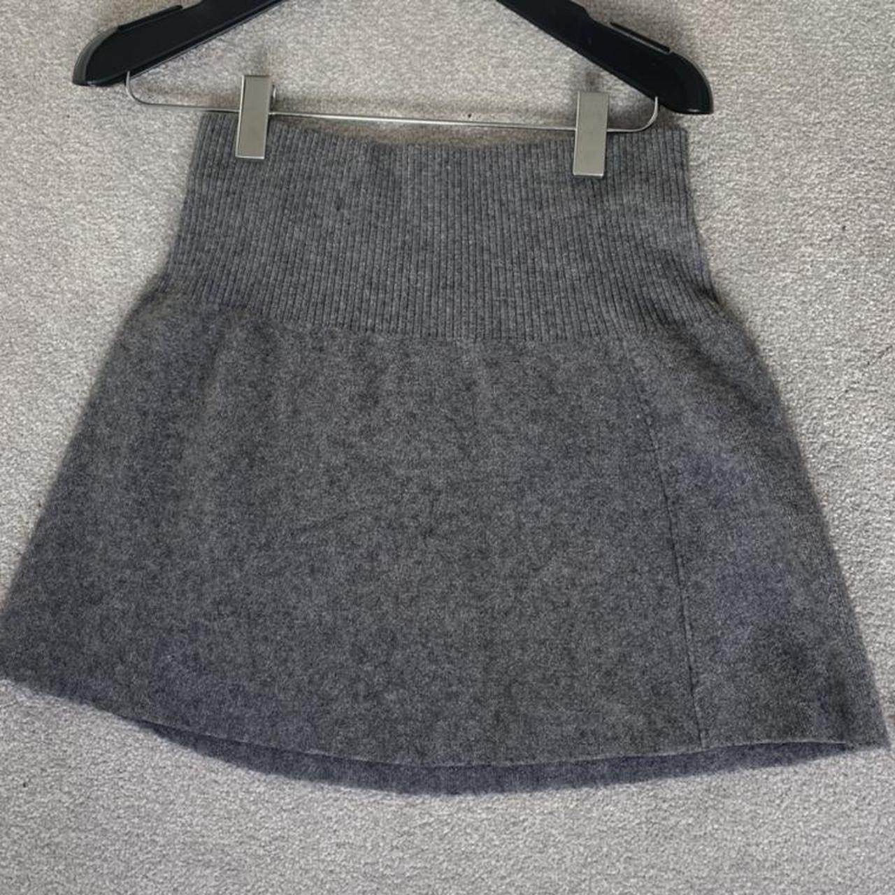 Zara grey knitted skirt size small - Depop