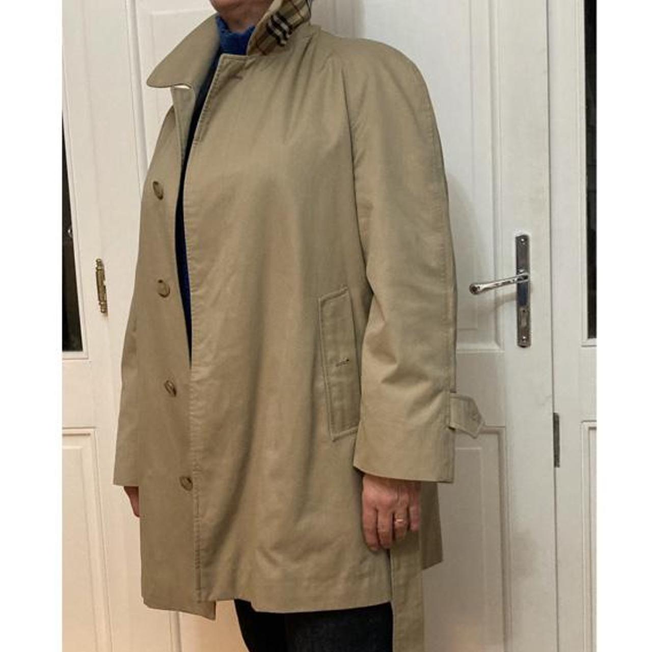 80s Burberry trench coat, comes with belt not... - Depop