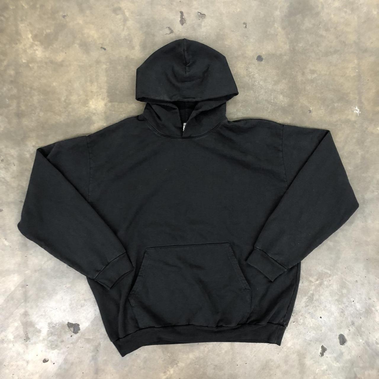 LAAX109 - BLACK 14OZ. HEAVY FLEECE HOODED PULLOVER... - Depop