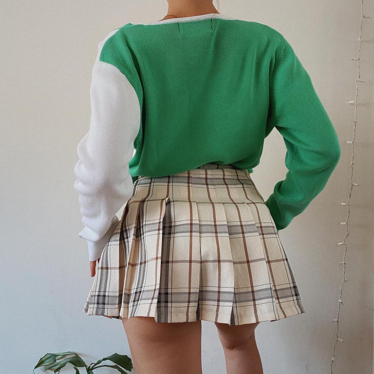 Cutest vintage button up 100 cotton green and... Depop