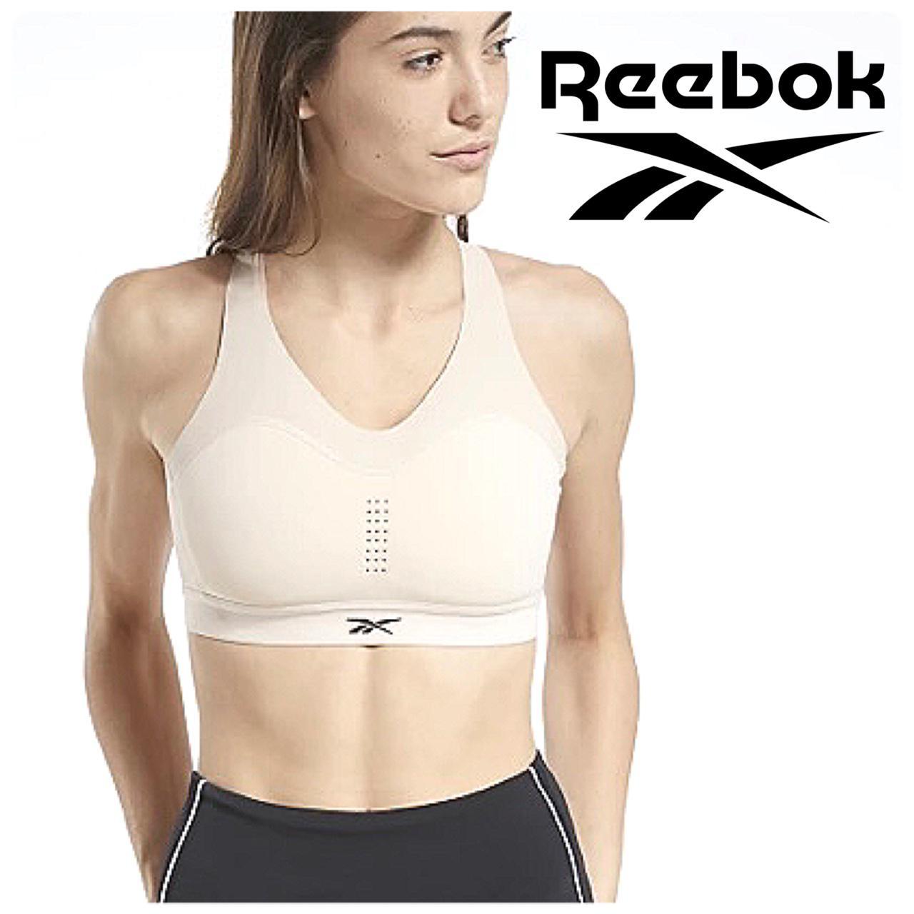 The Reebok PUREMOVE bra is designed with our Motion