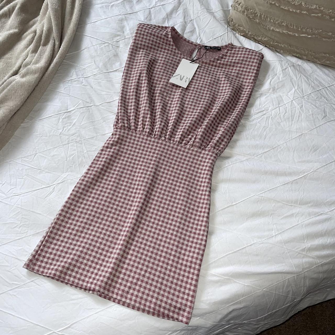 Zara pink checkered dress with shoulder pads Size... Depop