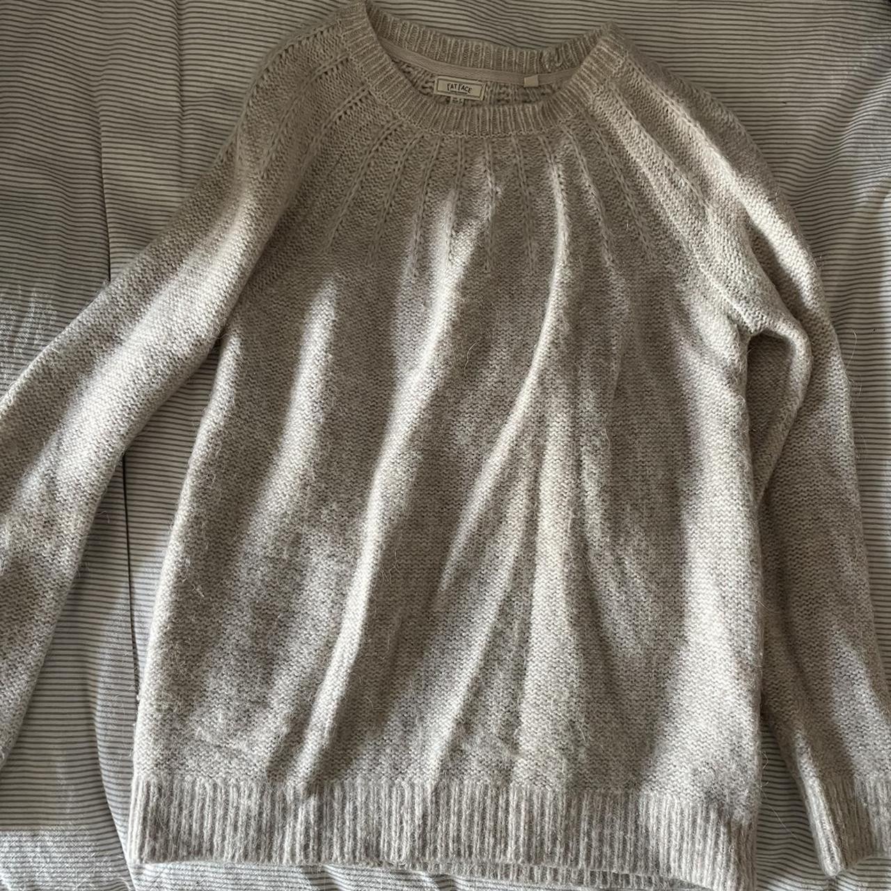 FatFace Women's Cream Jumper | Depop