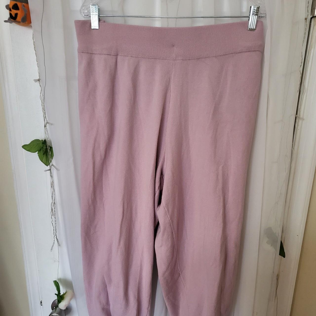 Plus size 2x Grey pink sweatpants from Target! These - Depop