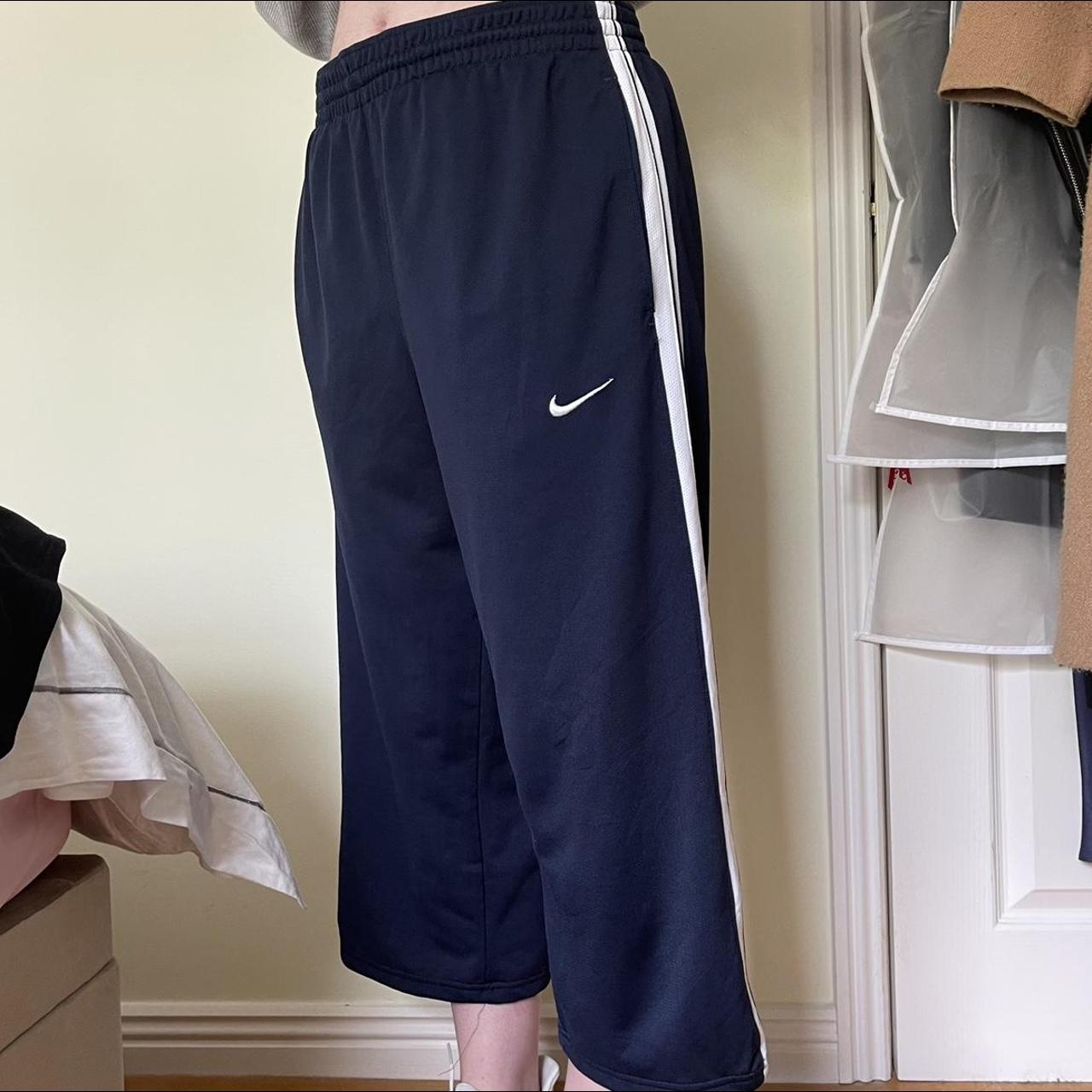 nike joggers wide leg