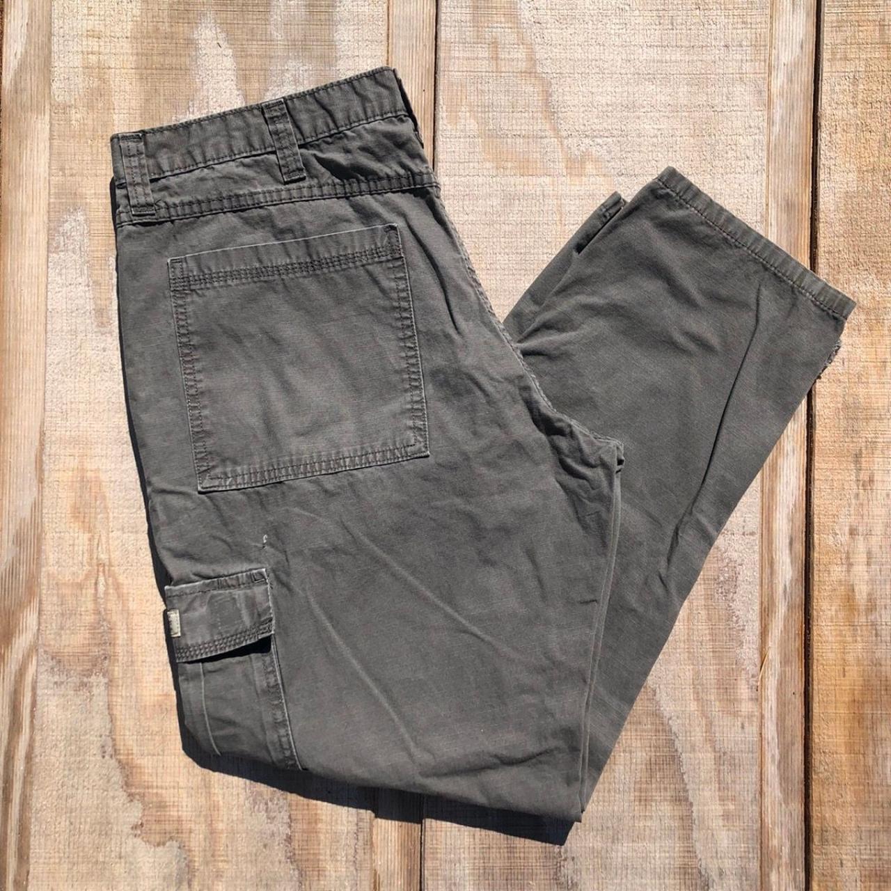 wrangler grey cargo pants