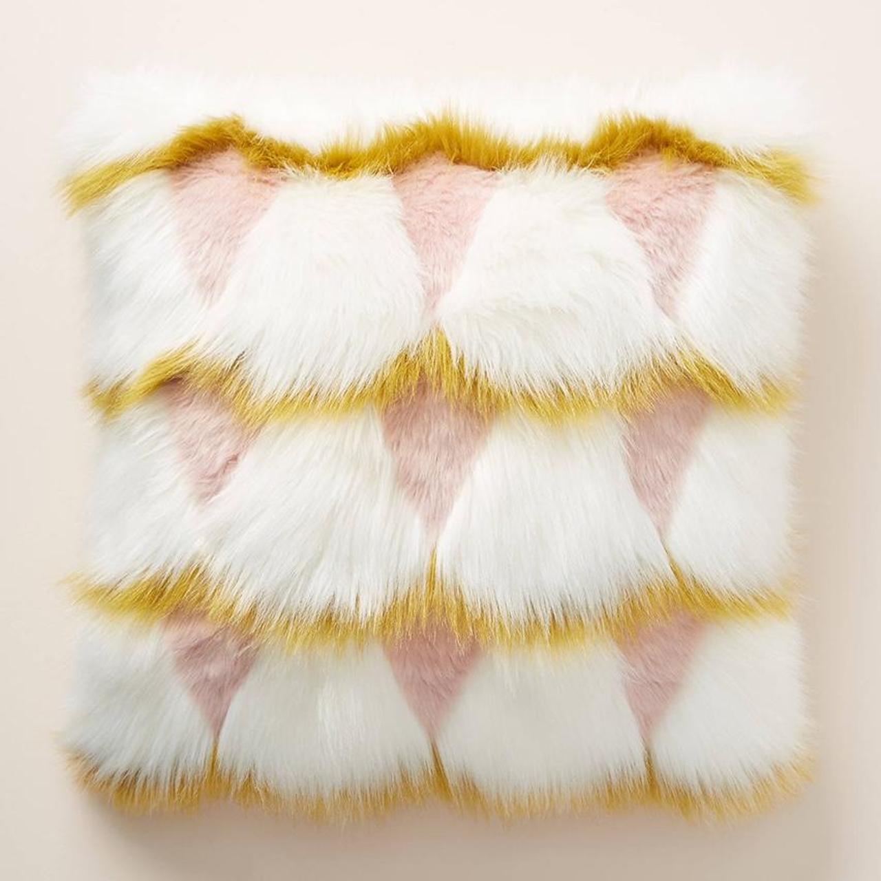 Anthropologie 2024 Coren Faux Fur Throw