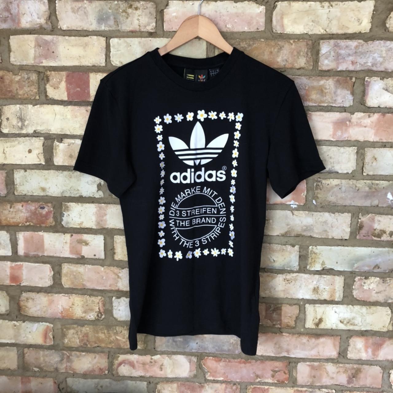 adidas pharrell williams tee