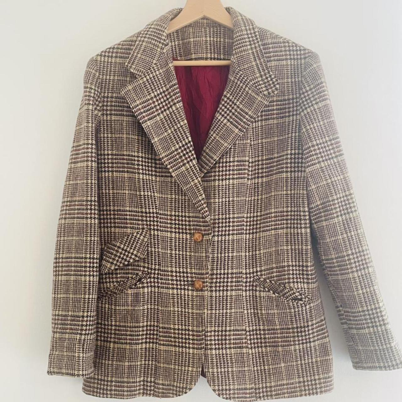 VINTAGE tweed jacket with beautiful woven leather... - Depop