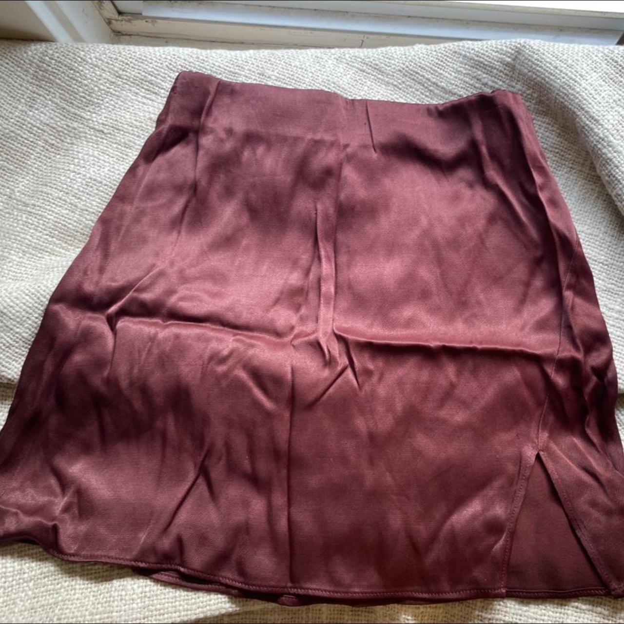 Aritzia silk Wilfred mini skirt maroon red color: so... - Depop