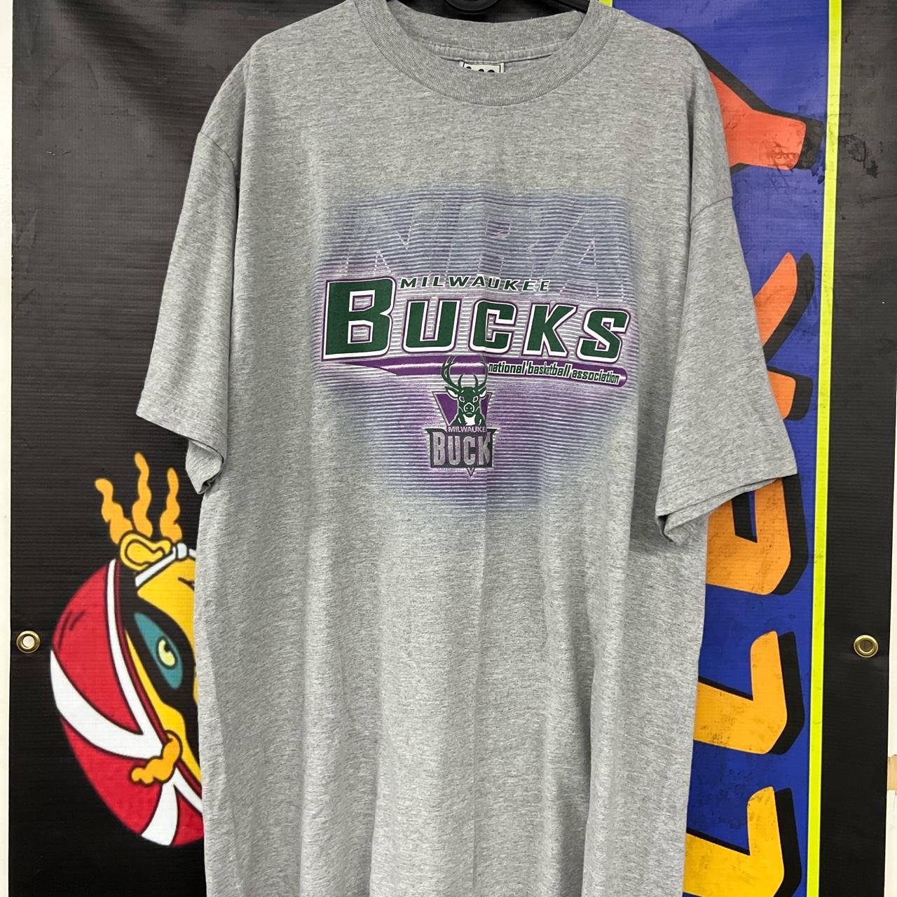 vintage 90’s Milwaukee bucks nba shirt size xl - Depop