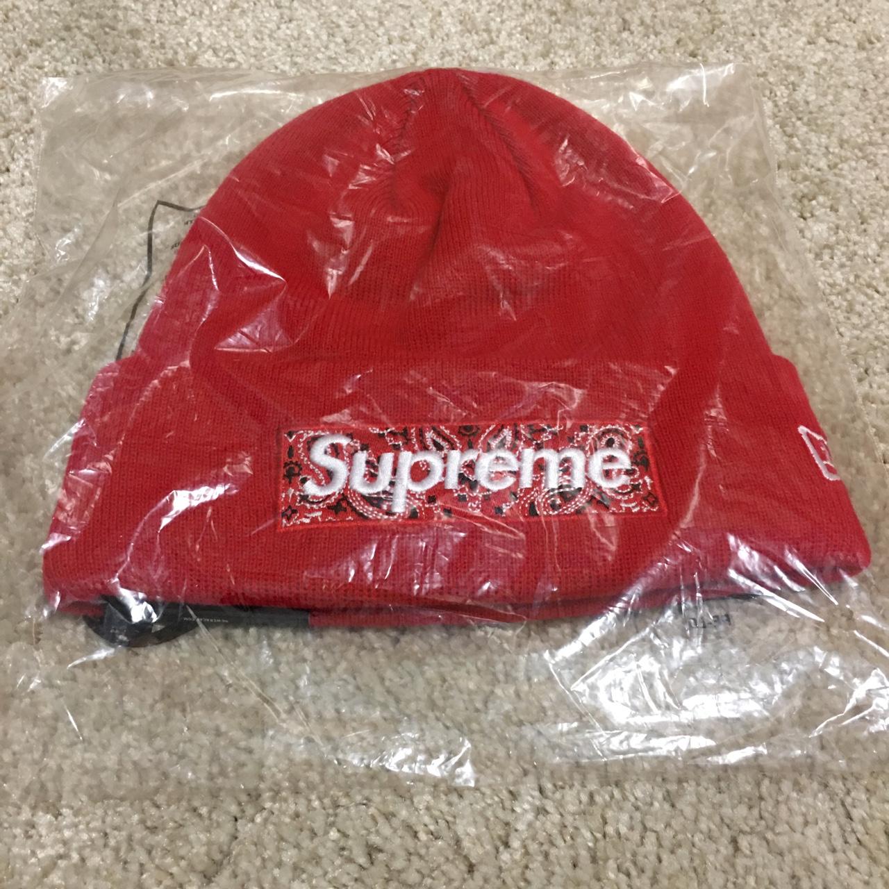 Supreme new era bandana box logo beanie Red....