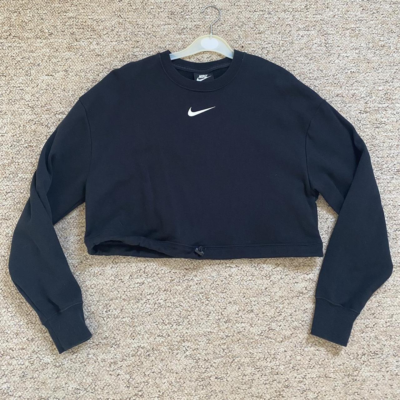 black nike cropped jumper