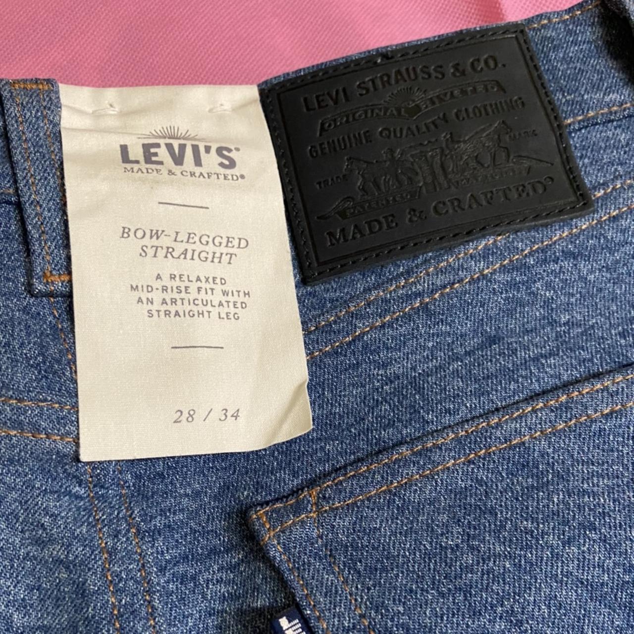 Levi’s Bow Legged Straight Denim Jeans 28 x 34... Depop