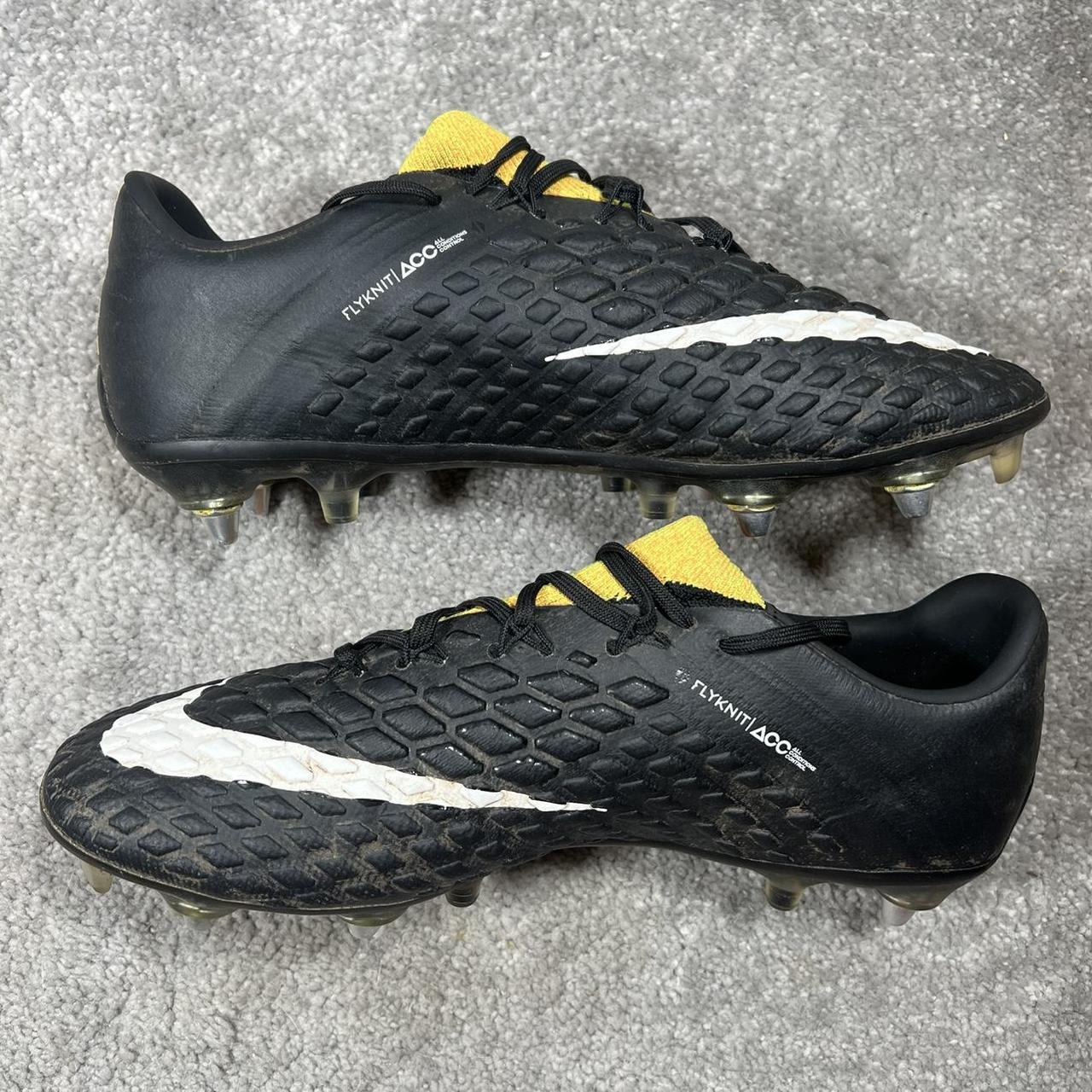 hypervenom phantom 3 size 8