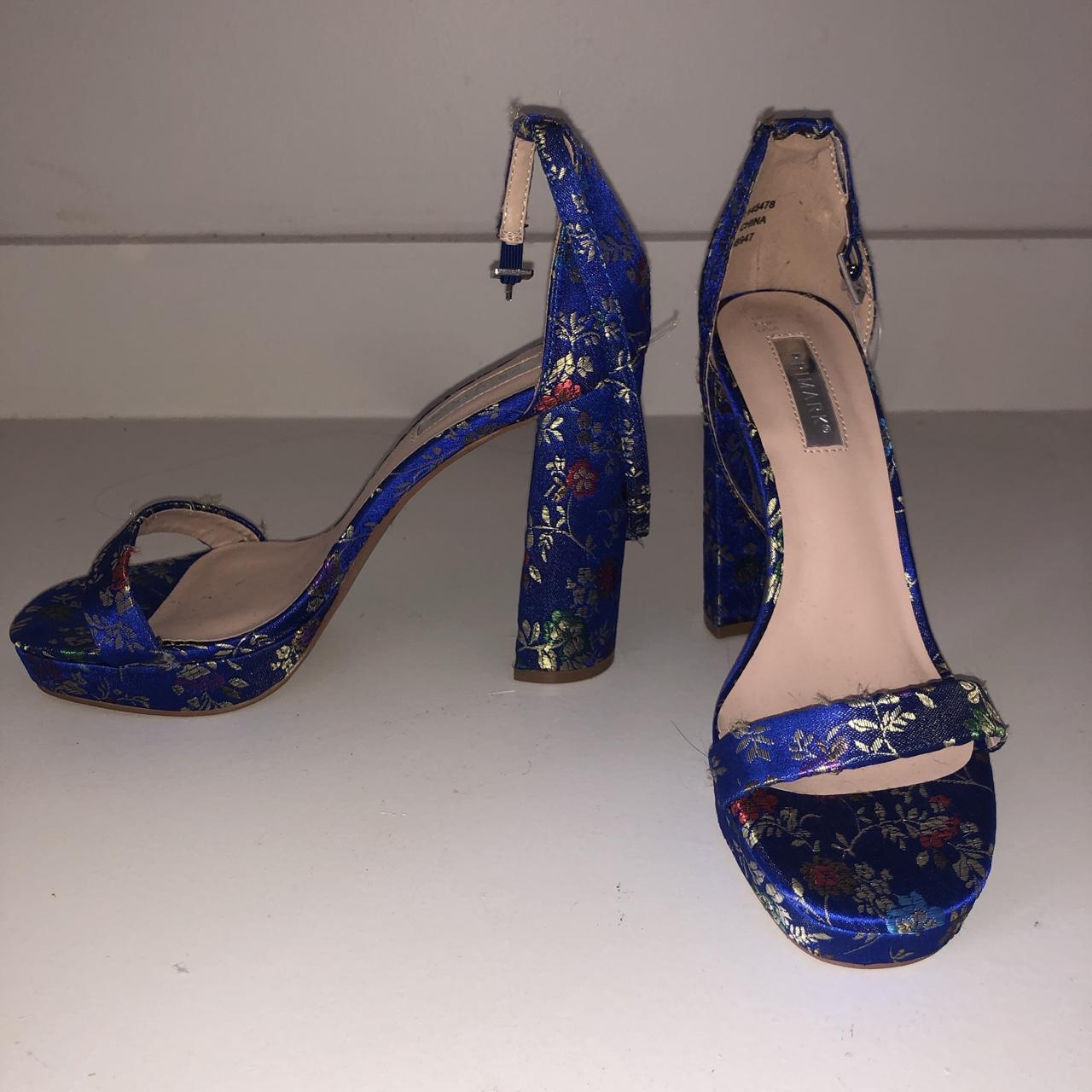 Electric blue block store heels