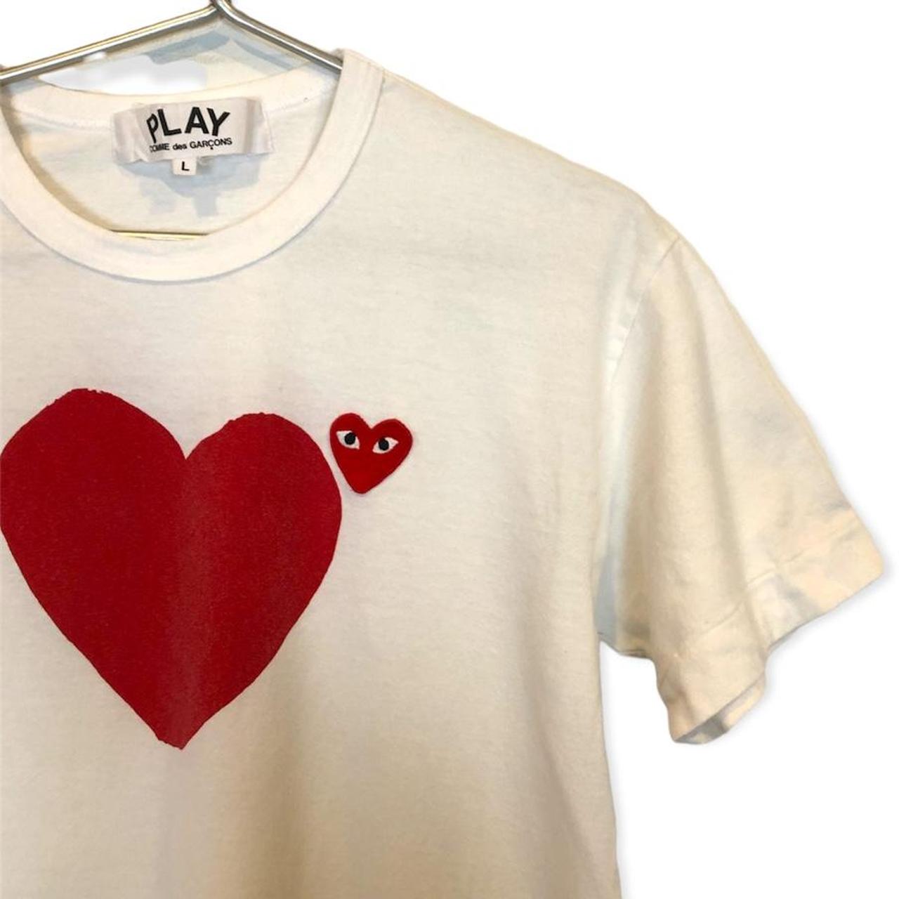 Comme des Garçons Play Women's White and Red T-shirt (3)