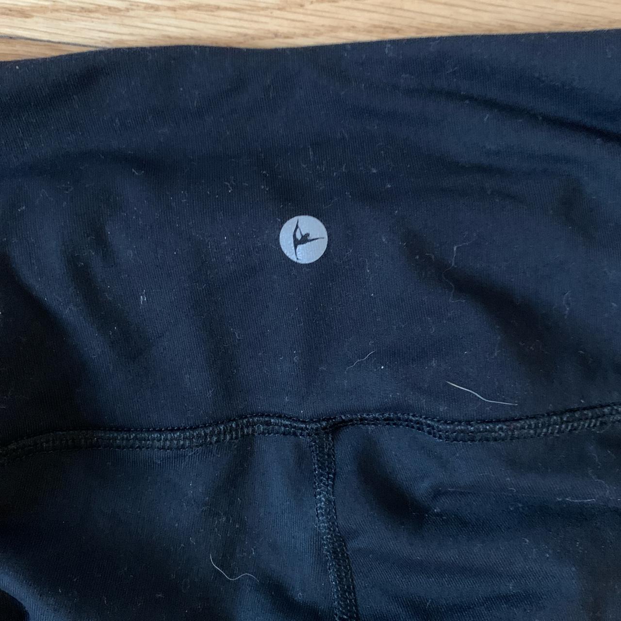WORN ONCE!!!!! LULULEMON DUPES! SIZE SMALL BUT FIT A - Depop