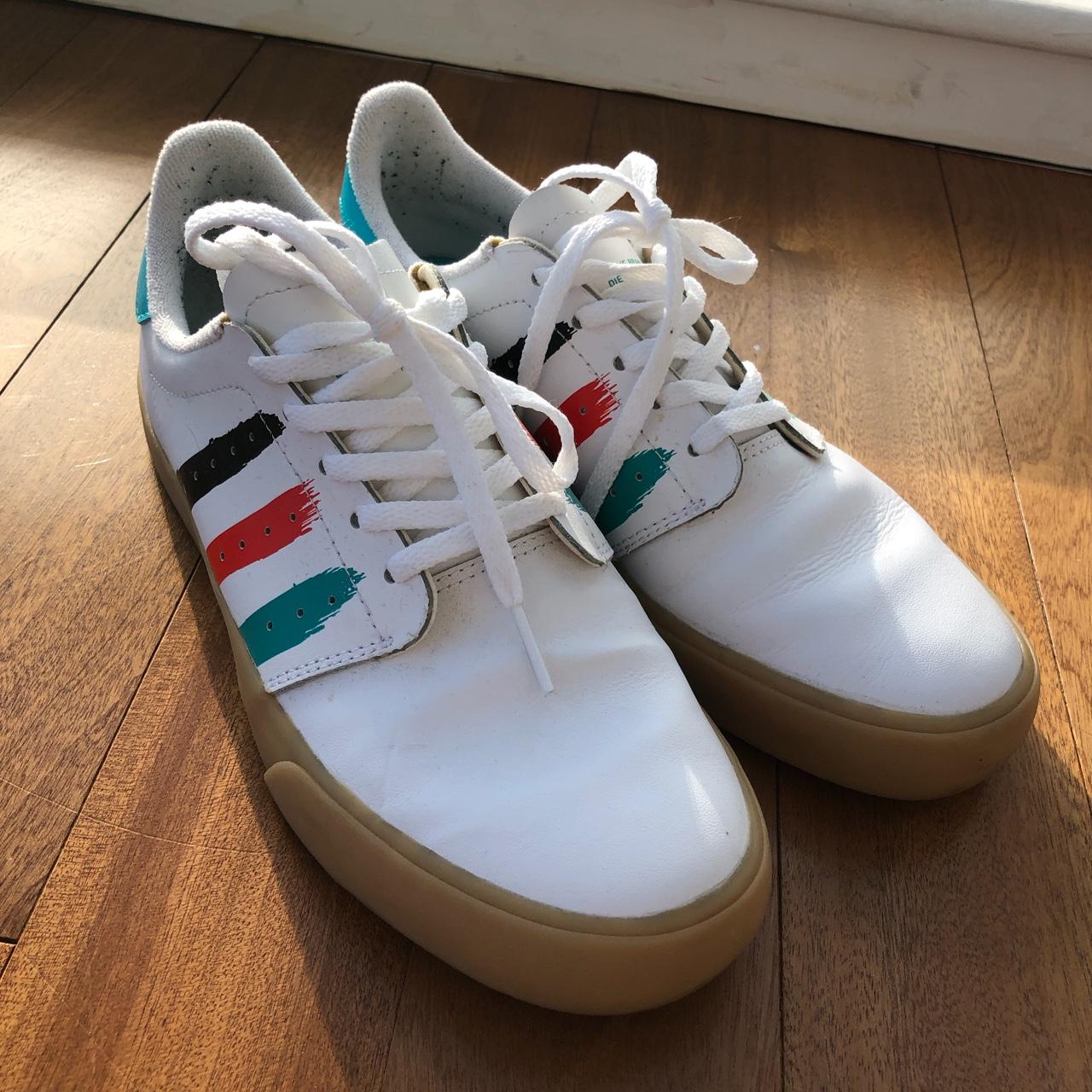 low adidas shoes
