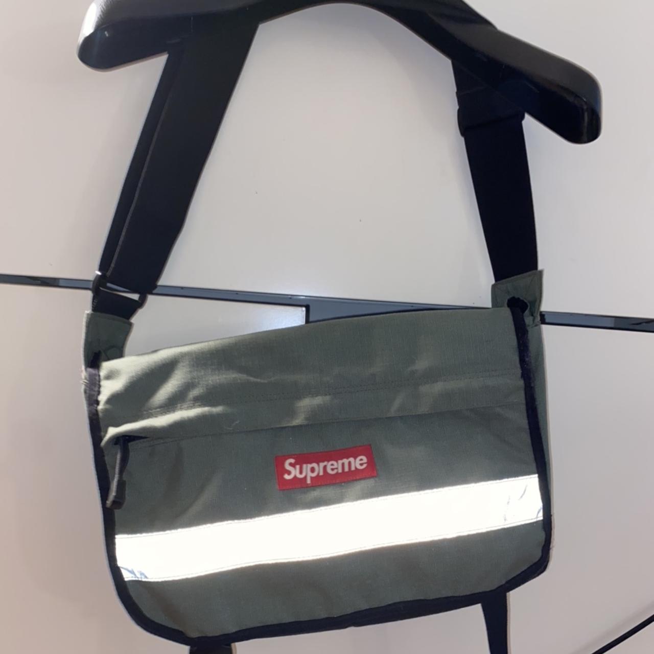 Super delicious Supreme HI-VIS messenger bag (2014) 